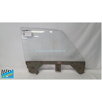 SUBARU 1300/1400/1600 DL - WAGON 1971 > 9/1979 - DRIVER - RIGHT SIDE - FRONT DOOR GLASS (735mm wide)