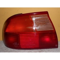 FORD MONDEO HB - 7/1995 to 11/1996 - 4DR SEDAN - PASSENGERS - LEFT SIDE TAIL LIGHT (GENUINE)