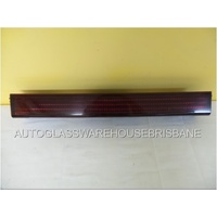 TOYOTA TARAGO ACR30 - 7/2000 to 2/2006 - WAGON - TAIL LIGHT GARNISH - KOITO 422-77171