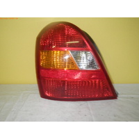 HYUNDAI ELANTRA XD - 11/2000 to 7/2006 - 4DR SEDAN - LEFT SIDE TAIL LIGHT - IHL 92401-2DO
