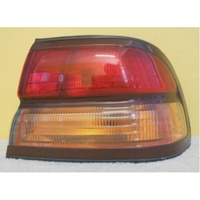 NISSAN MAXIMA A32 - 2/1995 TO 11/1999 - 4DR SEDAN - RIGHT SIDE TAIL LIGHT - ICHIKOH 4738