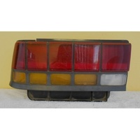 NISSAN PULSAR N14 - 10/1991 to 9/1995 - 4DR SEDAN - LEFT SIDE TAIL LIGHT - HELLA 953 585