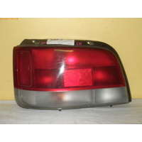 SUZUKI BALENO - 4/1995 TO 1020/01 - 3DR HATCH - LEFT SIDE TAIL LIGHT - KOITO 33-08505