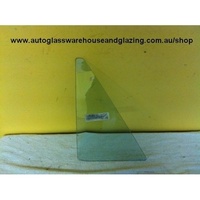 HOLDEN GEMINI JT/RB - 5/1985 TO 1/1990 - 4DR SEDAN - PASSENGERS - LEFT SIDE REAR QUARTER GLASS - GREEN