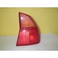 MITSUBISHI VERADA KE - 1987- 4DR SEDAN - RIGHT SIDE TAIL LIGHT - STANLEY 043-1655