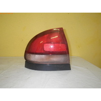 MAZDA 626 GE - 1/1992 TO 8/1997 - 5DR HATCH - LEFT SIDE TAIL LIGHT - STANLEY 043-1392