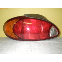 HYUNDAI LANTRA J2 - 8/1995 to 7/2000 - 4DR SEDAN - LEFT SIDE TAIL LIGHT - 92401-295
