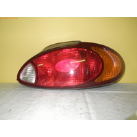 HYUNDAI LANTRA J2 - 8/1995 to 7/2000 - 4DR SEDAN - RIGHT SIDE TAIL LIGHT - 92402-295