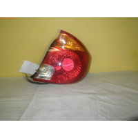 HYUNDAI ACCENT LC - 5/2000 to 4/2006 -3DR/5DR HATCH - RIGHT SIDE TAIL LIGHT - IHL 01 DOT