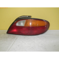 HYUNDAI LANTRA J2 - 8/1995 to 7/2000 - 4DR SEDAN - RIGHT SIDE TAIL LIGHT - HMC 92402-290