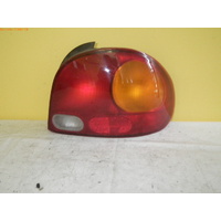 HYUNDAI EXCEL X3 - 9/1994 to 4/2000 - 3DR/5DR HATCH - RIGHT SIDE TAIL LIGHT - HMC 92402-222