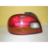 HYUNDAI EXCEL X3 - 9/1994 to 4/2000 - 4DR SEDAN - LEFT SIDE TAIL LIGHT - HMC 92401-220