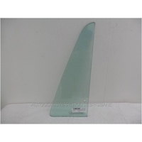 MERCEDES FREIGHTLINER CENTURY C112/C120 - 2000 to CURRENT - TRUCK - LEFT SIDE FRONT QUARTER/VENT GLASS (2 HOLES) - NEW 