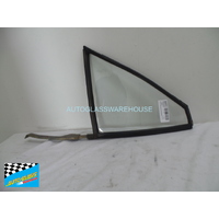 MITSUBISHI SIGMA GJ/GK/GN - 3/1982 TO 1/2987 - 4DR SEDAN - DRIVERS - RIGHT SIDE REAR QUARTER GLASS - GREEN