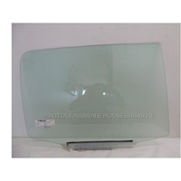 TOYOTA HILUX ZN210 - 4/2005 to 6/2015 - 4DR UTE - DRIVERS - RIGHT SIDE REAR DOOR GLASS - GREEN