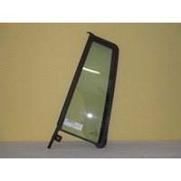 JEEP GRAND CHEROKEE WJ - 4DR WAGON 6/99>6/05 - LEFT SIDE REAR QUARTER GLASS-ENCAPSULATED