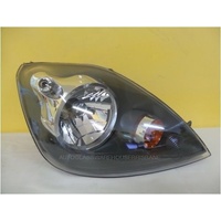FORD FIESTA WQ - 1/2006 TO 12/2008 - 5DR HATCH - DRIVERS - RIGHT SIDE HEADLIGHT