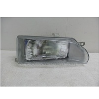 HOLDEN NOVA LE/LF - 8/1989 to 10/1994 - 5DR HATCH - DRIVERS - RIGHT SIDE HEADLIGHT