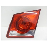 HOLDEN CRUZE JG/JH - 5/2009 to 6/2012 - 4DR SEDAN - RIGHT SIDE TAIL LIGHT (INNER)
