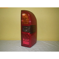 NISSAN PATROL GU - 10/2004 to 5/2015 - 4DR WAGON - RIGHT SIDE REAR TAIL LIGHT - TOP AMBER INSIDE