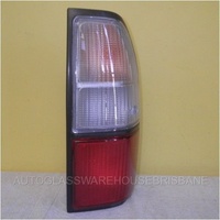 TOYOTA PRADO 95 SERIES - 8/1999 to 1/2003 - 5DR WAGON - RIGHT SIDE TAIL LIGHT - CLEAR/RED