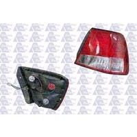 HYUNDAI ACCENT - 3/5DR HATCH 7/00>7/02 - DRIVERS - RIGHT SIDE TAIL LIGHT - NEW