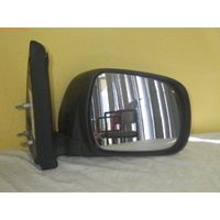 suitable for TOYOTA HIACE VAN - 4/05>CURRENT - DRIVERS - RIGHT SIDE COMPLETE MANUAL MIRROR