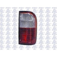 TOYOTA HILUX RZN140 - 10/1997 to 3/2005 - UTE - DRIVERS - RIGHT SIDE TAIL LIGHT - CLEAR/RED