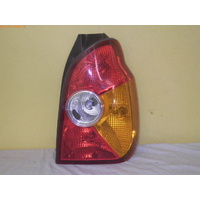 HYUNDAI TERRACAN HP - 11/2001 to 12/2007 - 5DR WAGON - RIGHT SIDE TAIL LIGHT