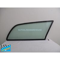 MERCEDES E CLASS W210 - 1/1996 - 8/2002 - 4DR WAGON - RIGHT SIDE REAR CARGO GLASS - GREEN - WITH AERIAL