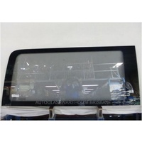 VOLKSWAGEN CRAFTER - 3/2007 TO 8/2017 - MWB VAN - RIGHT SIDE REAR FIXED BONDED WINDOW GLASS - 1630W X 700H - GREY