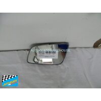 HOLDEN COMMODORE VE - 7/2008 TO 5/2013 - SEDAN/WAGON/UTE - PASSENGERS - LEFT SIDE MIRROR WITH BACKING PLATE - 1468803