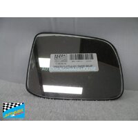 NISSAN X-TRAIL T31 - 10/2007 TO 2/2014 - 5DR WAG - DRIVERS - RIGHT SIDE FLAT GLASS MIRROR WITH BACKING PLATE 8578 - 170MM WD X 135MM HT 