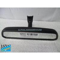 HYUNDAI KONA - 9/2017 to CURRENT - 5DR SUV - CENTER REAR VIEW MIRROR - E11 048576