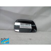 SUITABLE FOR TOYOTA COROLLA ZZE122R - 12/2001 TO 4/2007 - SEDAN/HATCH/WAGON - LEFT SIDE MIRROR - WITH BACKING PLATE - 170MM X 103MM