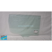 MAHINDRA XUV700 - 6/2023 TO CURRENT - 5DR SUV - DRIVERS - RIGHT SIDE REAR DOOR GLASS - 2 HOLES - GREEN
