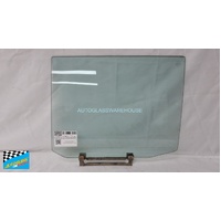 BMW 2500-3300 - 1/1968 to 1/1977 - 4DR SEDAN - DRIVER - RIGHT SIDE REAR DOOR GLASS - GREEN - (590mm WIDE)