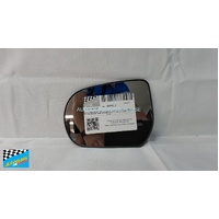 MAZDA TRIBUTE ED - 2/2001 to 6/2006 - 4DR WAGON - PASSENGERS - LEFT SIDE MIRROR - OEM (WITH BACKING PLATE) L081 R125