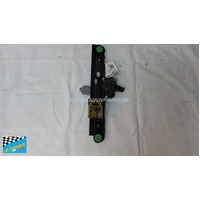 FORD FOCUS LW - 2011 to CURRENT - 5DR HATCH - RIGHT SIDE FRONT WINDOW REGULATOR