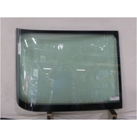 MERCEDES FREIGHTLINER CENTURY C112/C12 - 2000 to CURRENT - TRUCK - RIGHT SIDE FRONT WINDSCREEN GLASS