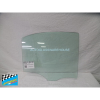 MERCEDES C CLASS W203 - 2003 TO 1/2007 - 4DR SEDAN - DRIVERS - RIGHT SIDE REAR DOOR GLASS (NO HOLE) - GREEN