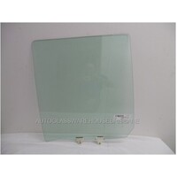 NISSAN TERRANO R50 - 01/1995 TO 01/2006 - 5DR SUV - LEFT SIDE REAR DOOR GLASS - GREEN