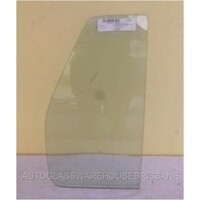 NISSAN TERRANO R50 - 01/1995 TO 01/2006 - 5DR SUV - RIGHT SIDE REAR QUARTER GLASS - GREEN