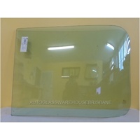 WHITE ROAD BOSS 1.5 HIGH DOME - 1979 TO 1982 - TRUCK - LEFT 1/2 FRONT WINDSCREEN GLASS - CALL FOR STOCK
