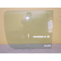 suitable for TOYOTA HIACE 100 SERIES - 11/1989 to 2/2005 - COMMUTER BUS MAXI - LEFT SIDE SLIDING DOOR GLASS - FRONT 1/2 PIECE (620w X 520h)