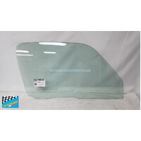 suitable for TOYOTA HIACE 100 SERIES - 10/1989 TO 1/1993 - TRADE VAN/COMMUTER - RIGHT SIDE FRONT DOOR GLASS - 10MM HOLE - CLEAR