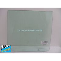 MITSUBISHI CANTER FE400 - 4/1986 to 9/1995 - TRUCK - WIDE CAB - PASSENGERS - LEFT SIDE FRONT DOOR GLASS - 1/4 TYPE (545w X 520)