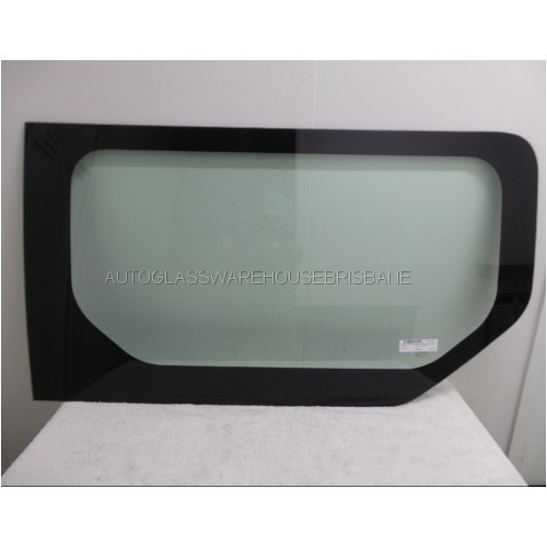 RENAULT TRAFFIC X83 - 4/2004 to 2015 - LWB/SWB - VAN - DRIVERS - RIGHT SIDE FRONT FIXED BONDED WINDOW GLASS - 1194 x 665 - NEW
