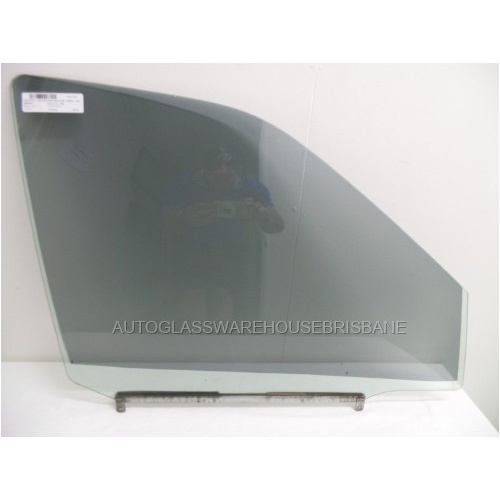 HOLDEN CRUZE YG - 6/2002 to 12/2006 - 5DR WAGON - RIGHT SIDE FRONT DOOR GLASS - GREEN - NEW