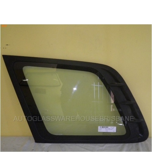 HYUNDAI SANTA FE SM - 11/2000 to 4/2006 - 5DR WAGON - PASSENGERS - LEFT SIDE REAR CARGO GLASS - GREEN - WITH AERIAL - NOT ENCAPSULATED - NEW